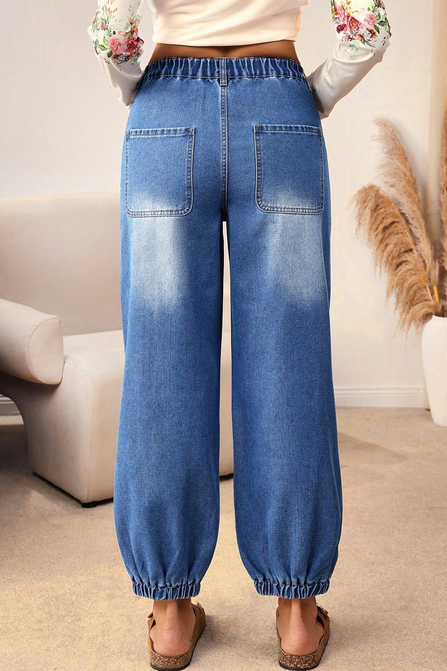 4 Buttons Front Tapered Casual Loose Fit Jeans
