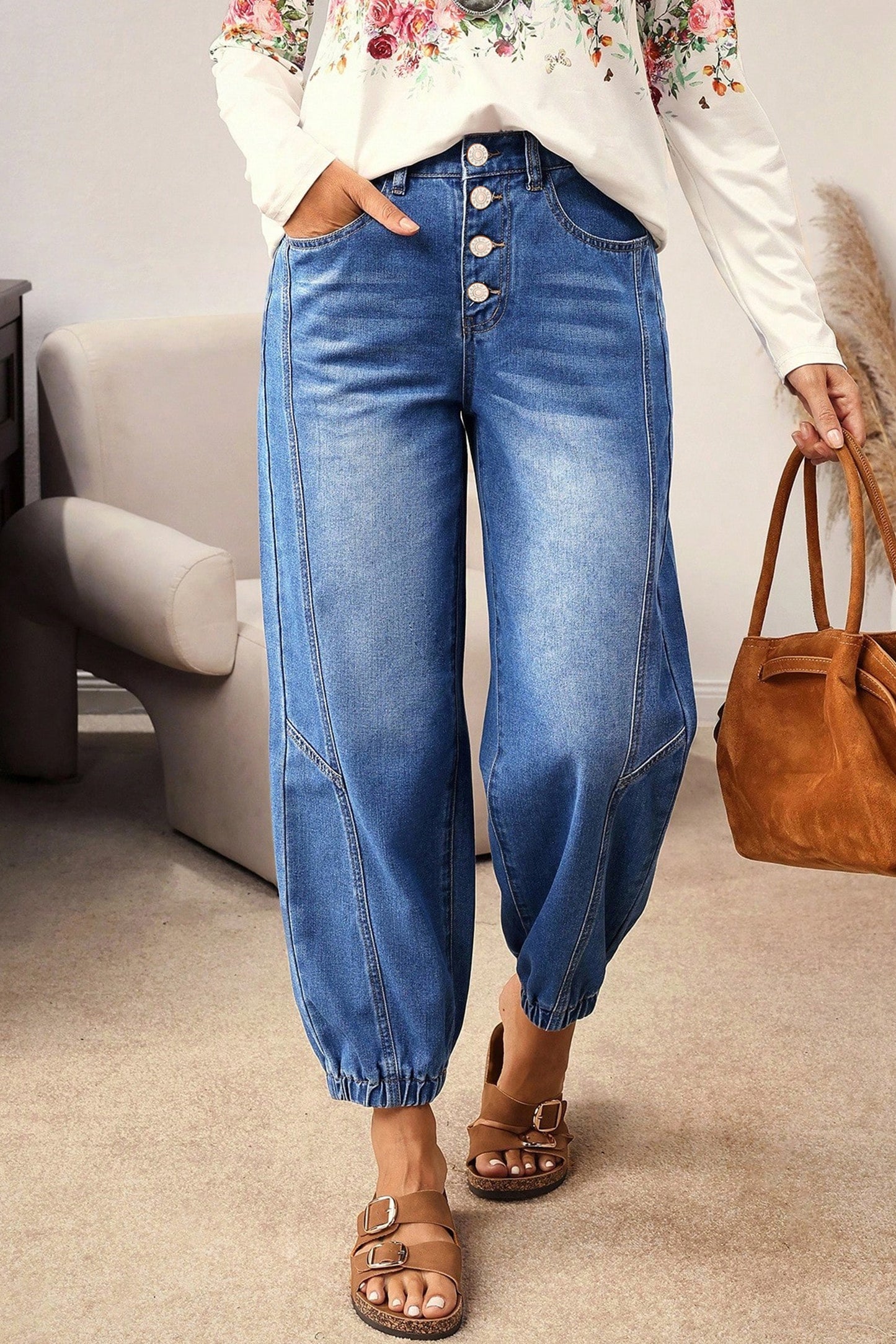 4 Buttons Front Tapered Casual Loose Fit Jeans